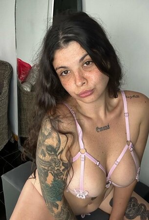 NicoleDavies