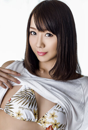 Hitomi Oki