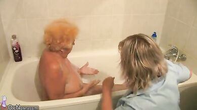 Hermine getting bathed by her caretaker