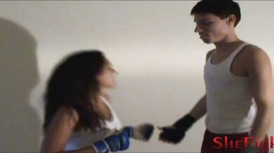 Jersey And Cindy Pound Smart Ass Guy