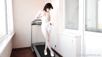 Sweetie gets her solo satisfaction