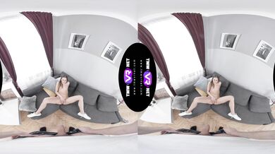 Hottie gives her friend sex help