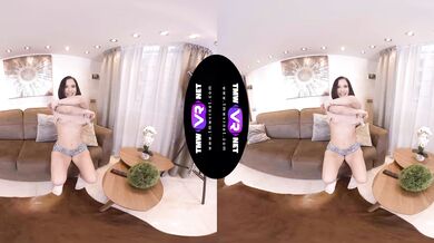 Excited hottie rubs her cunt