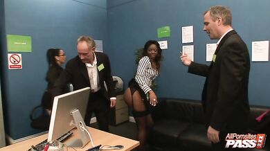 MILF employees having fun 4K