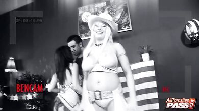 Candy Mason puts on a show