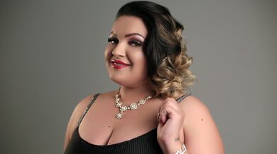 Hot And Fiery Plumper KassieCox