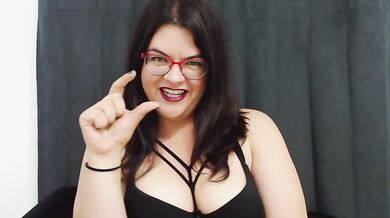 MissLilianLestrange Is One Pretty Plumper