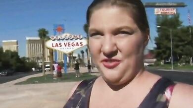 Sexy Plumper Enjoying a Big Black Cock