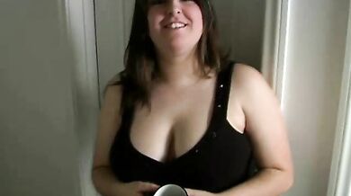 Kiki Fucking the Next-door Neighbor