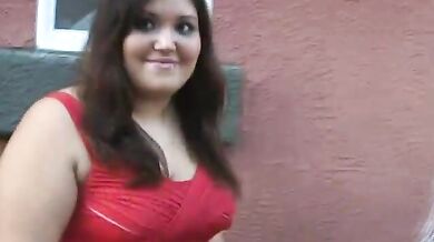 Cute Plumper Seduces the Landlord