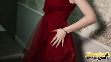 Blonde And Beautiful BlueEyesLydia