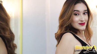 Blonde Vixen SusieThompson