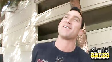 Alexis Texas showing off her oral skill