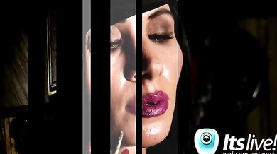 Domme AdrianneBanks Leather Tease