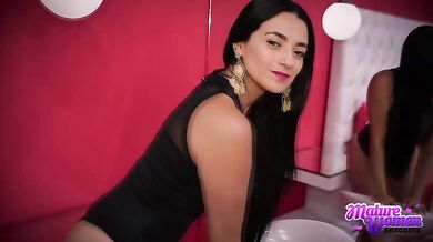 Sexy Hot Mature MartinaGomezz
