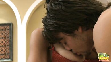 Persia Pele hot MILF bang