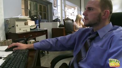 Angelina Ash showing who's boss