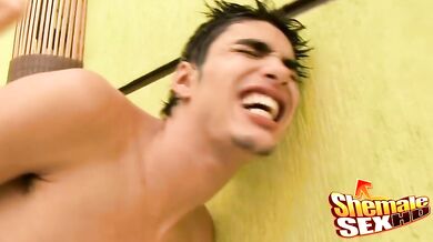 Hung Shemale Bottoms Her Man