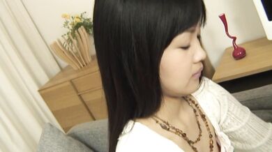 Amateur Hikaru Momose gives amazing blowjob