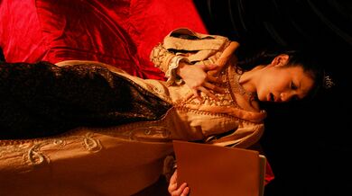 Solo play of Suzuki Chao in princess costume with dildo