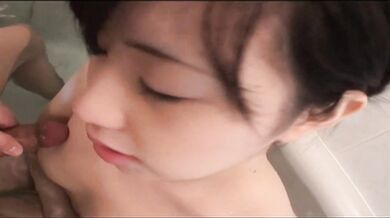 Bathing Ichigo Gets To Suck Dick In A POV Video