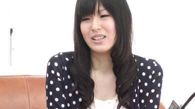 Nozomi Koizumi licks erect penis head and swallows