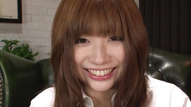 Cute MILF Mami Yuuki asian giving blowjob