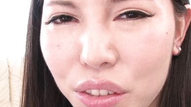 Great masturbation with Asian dildo along hot Sofia Takigawa