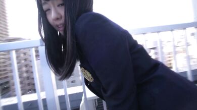 Yuu Tsujii uses Japanese vibrator on her wet pussy