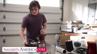 Blonde MILF Laura Bentley thanks son's friend by riding his cock