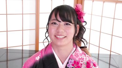 Babe in kimono gives insane Japan blow job