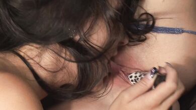 Ultimate Lesbian Toy Pleasure Revealed by Darina Roxy Taggart for Experienced Users