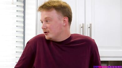 Stepsisters Perfect Cake - S29:E8