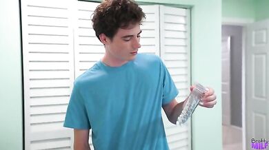Fucking My Moms Best Friend - S12:E4