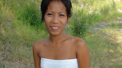 Petite Filipina babe picked up in field and fucked by foreign guy