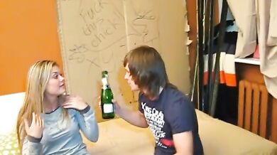Drunk blondie gets laid