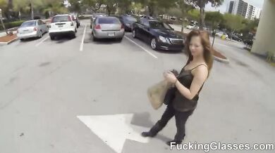Fucking a hottie before her date
