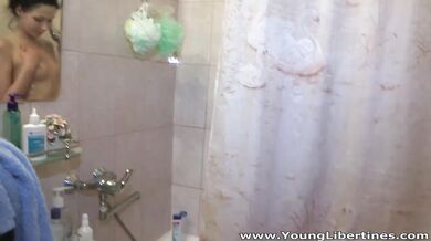 Fuck right in a bathtub