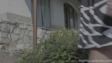 Mom enjoys great weekend fuck