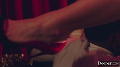 Deeper. Party girl Avery has intense public sex with Isiah