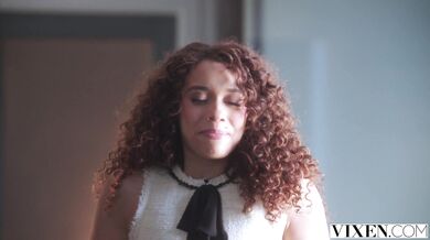 VIXEN Insatiable beauty Willow mixes business with pleasure