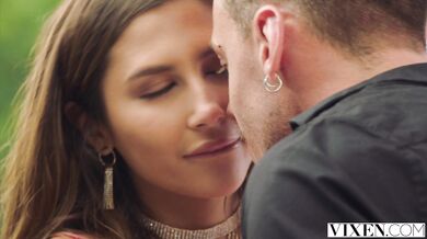 VIXEN Gorgeous Gianna Dior always gets her man