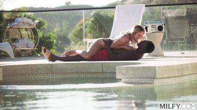 MILFY Gorgeous Blonde MILF Rachel Ramsey Gets Her Ass Stretched Out By A Massive BBC