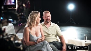 WIFEY Cock-Hungry Blonde Hotwife Sadie Rose Gets Creampied In Front Of Hubby