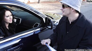 Alexis Grace fucking in the couch with her tattoos