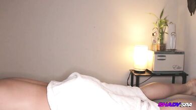 Shady Spa - Sarah: Deep Tissue Oral Therapy