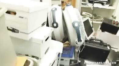 Hot Office Cum