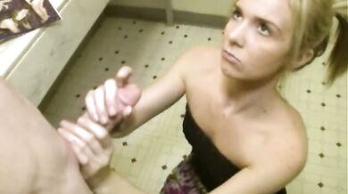 Teen Ericka Gets Jizzed On