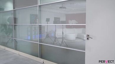 Spacebabe Jada Gives Sloppy Rimjob And Gets Fucked By A Bbc!
