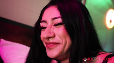 Luna Baby Gets Room Service Massage and BBC From Musa Phoenix aka Duke Nightbreak